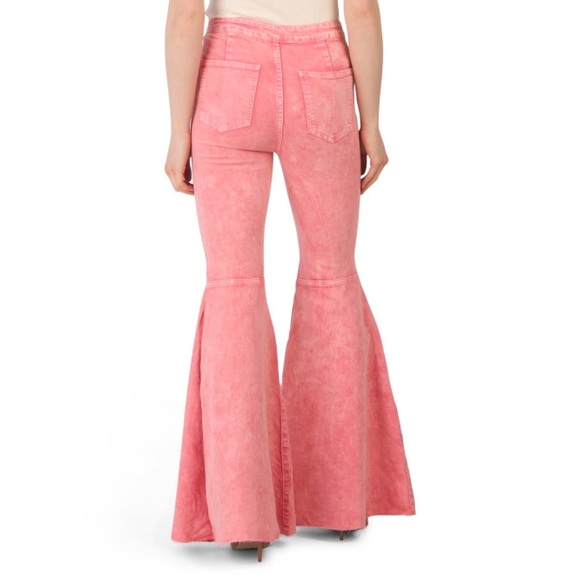SALE! 1 LEFT! NWT! FREE PEOPLE Pink Float On Flare Leg High Rise Jeans - Picture 2 of 7